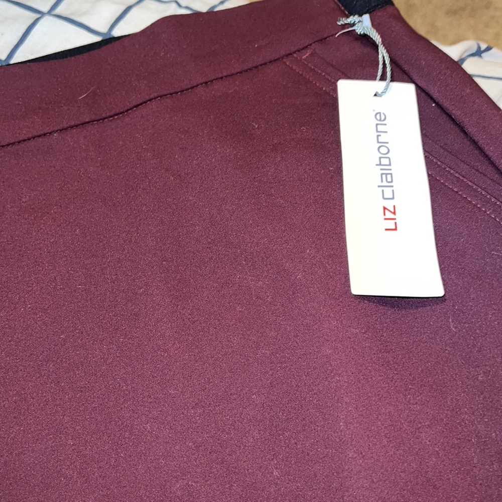 Maroon skirt brand new with tag - Picture 2 of 5